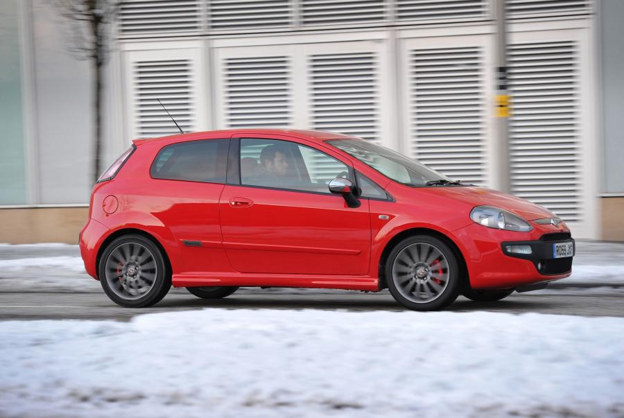  Fiat Punto Evo 2010 года  (фото 54 из 70)